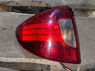 фонарь задний левый Kia Rio 1 поколение [рестайлинг] DC (2002 - 2005), 1.5 л., A5D, бензин, МКПП, седан