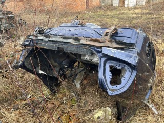 часть кузова (вырезанный элемент) Mitsubishi Carisma 1 поколение 1997, 1.6 л., бензин, 5МКПП, хетчбэк 5 дв.