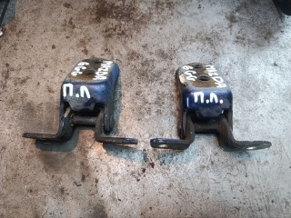 петля двери Mazda 6 1 поколение [рестайлинг] (2005 - 2008), 2.0 л., бензин, МКПП, седан