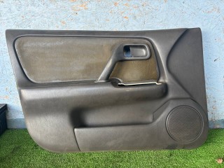 обшивка двери передняя левая Nissan Primera P11 1997, 1.6 л., GA16i, бензин, МКПП, седан