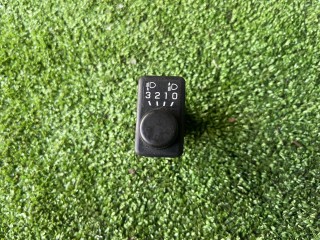 кнопка корректора фар Nissan Primera P11 1997, 1.6 л., GA16i, бензин, МКПП, седан