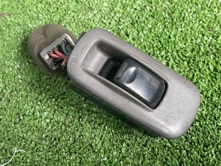 кнопка стеклоподъемника двери задней правой Kia Sportage 1 поколение 2004, 2.0 л., FE (16V), бензин, МКПП, внедорожник 5 дв.