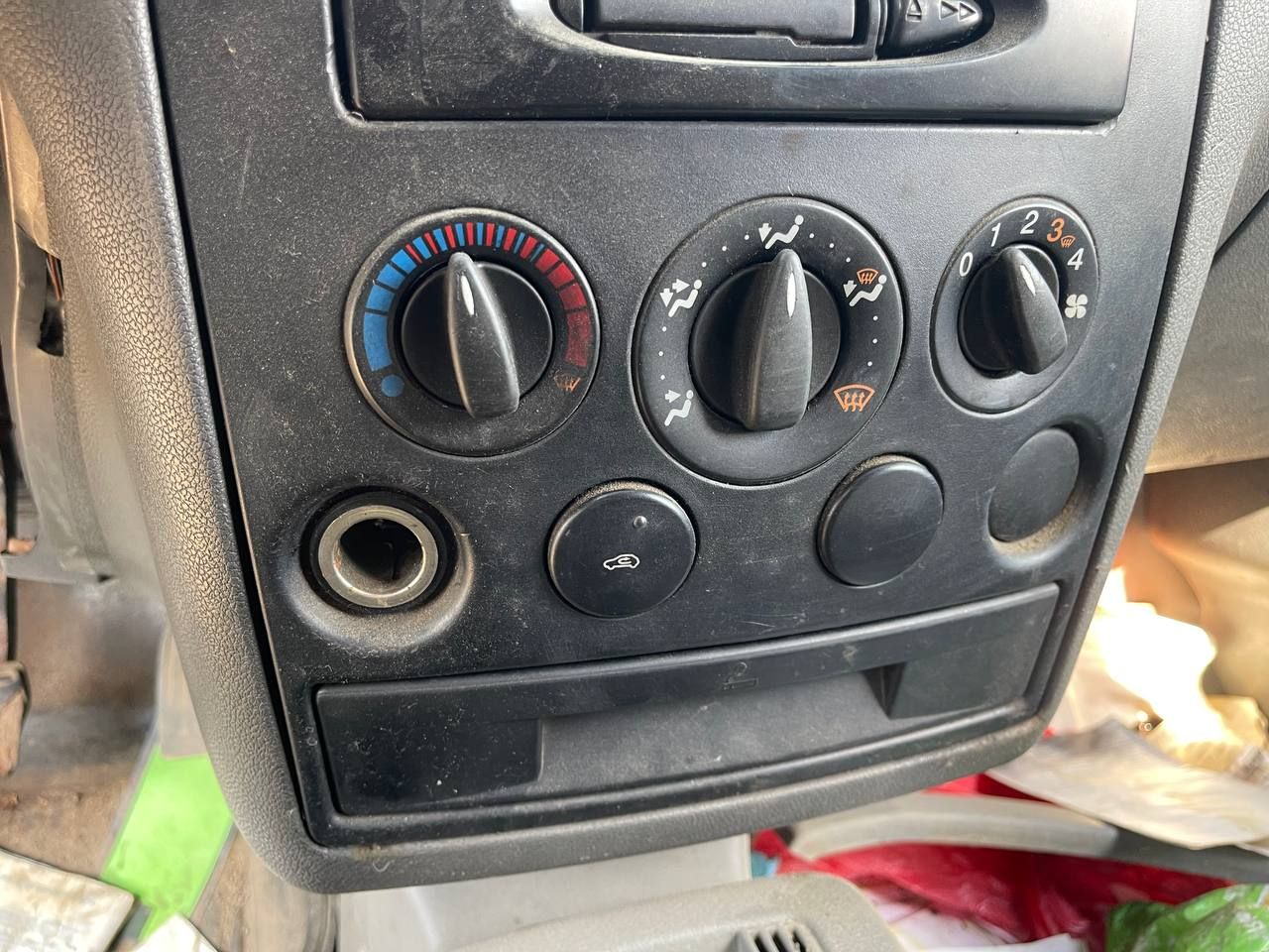блок управления печки / климат-контроля Ford Transit Connect 1 поколение TC7 2004, 1.8 л., HCPA, дизель, МКПП, фургон - фото №1