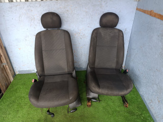 сиденье переднее Ford Focus 1 поколение [рестайлинг] 2004, бензин, МКПП, хетчбэк 5 дв.