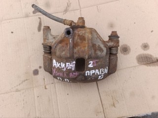 суппорт передний правый Hyundai Accent 2 поколение (LC) 2011, 1.5 л., бензин, МКПП, седан