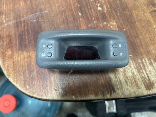 часы Daewoo Nexia 1 поколение (1994 - 2002), бензин, МКПП, седан