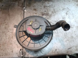 моторчик печки Daewoo Matiz M150 [рестайлинг] (2000 - 2016), 0.8 л., бензин, МКПП, 613136