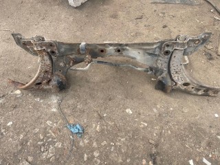 балка подвески передняя (подрамник) Kia Spectra 1 поколение (2000 - 2001)