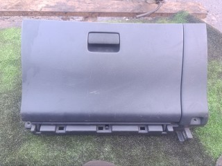 бардачок Nissan Primera P11 1997, 1.6 л., GA16i, бензин, МКПП, седан, 681082F901, 681082F902, 681086F200