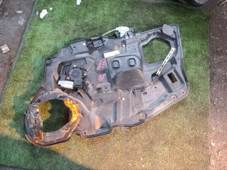 стеклоподъемник электрический передний левый Mazda 6 1 поколение [рестайлинг] (2005 - 2008), 2.0 л., бензин, МКПП, седан