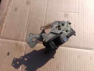 замок двери задней левой Kia Sportage 1 поколение (1993 - 2006), 2.0 л., RF, дизель, АКПП