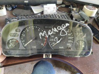 щиток приборов (приборная панель) Ford Mondeo 2 поколение (1996 - 2000), 95VR10841V