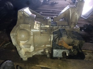 КПП механическая (МКПП) Ford Focus 1 поколение (1998 - 2001), 1.4 л., FXDD, бензин, 98WT7F096AC, XS4R7002