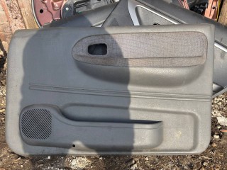 обшивка двери передняя правая Kia Sportage 1 поколение (1993 - 2006), 2.0 л., RF, дизель, АКПП