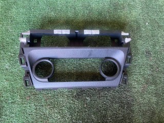 накладка на торпедо (консоль) Mazda 3 3 поколение (2013 - 2016)