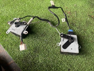 моторчик заслонки печки Kia Spectra 1 поколение [2-й рестайлинг] (2004 - 2011), 1.6 л., S6D, бензин, МКПП