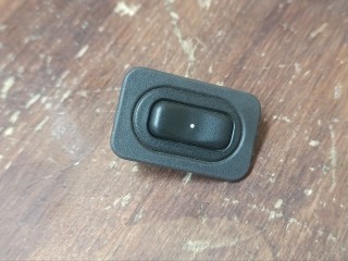 кнопка стеклоподъемника двери передней правой Opel Corsa C 2003, 1.4 л., Z 14 XE, бензин, АКПП, купе