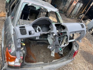 панель передняя салона (торпедо) Hyundai Accent 2 поколение (LC) 2011, 1.5 л., бензин, МКПП, седан