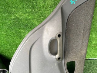 обшивка двери задняя левая Hyundai Accent 2 поколение (LC) 2011, 1.5 л., бензин, МКПП, седан