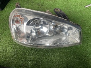 фара правая Lada Kalina 1 поколение (2004 - 2013), седан