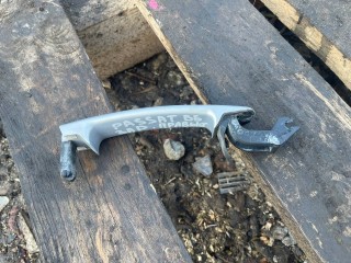 ручка наружная задняя правая Volkswagen Passat B5 1997, 1.8 л., ADR, бензин, МКПП, седан, 3B0837207