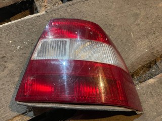 фонарь задний правый Opel Vectra B [рестайлинг] 2001, 1.8 л., Z 18 XE, бензин, АКПП, 90568049