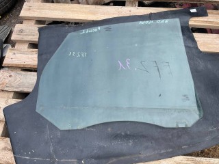 стекло двери задней левой Ford Focus 2 поколение 2007, 1.6 л., HWDB, бензин, МКПП, седан