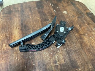 педаль Hyundai i30 GD (2012 - 2015), АКПП