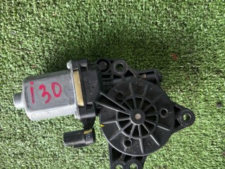 моторчик стеклоподъемника передний правый Hyundai i30 GD (2012 - 2015), 82460A500