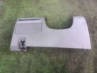 накладка на торпедо (консоль) Mazda 6 GG (2002 - 2005), 0.8 л., бензин, МКПП, GJ6A64281