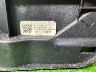 консоль салона Tesla Model 3 1 поколение 2019, 1499043-00-A