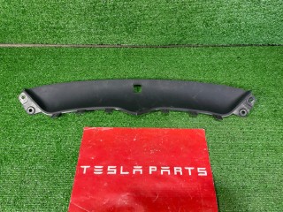 молдинг (накладка кузовная) Tesla Model X 1 поколение 2019, 1047021-00-E