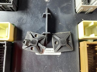 модуль управления двери Tesla Model X 1 поколение 2020