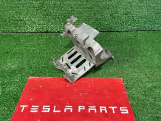 кронштейн компрессора кондиционера Tesla Model 3 1 поколение 2019, 150069600B