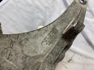 кулак задний левый Tesla Model X 1 поколение 2019, 1027411-00-A