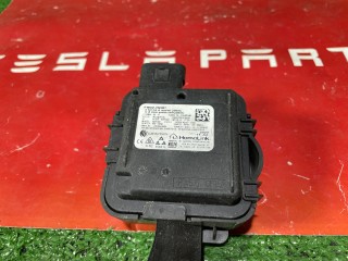 Модуль блок связи с гаражом Tesla Homelink 1114984-00-B Tesla Model 3 1 поколение 2019, 1114984-00-B