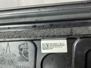 накладка двери (крышки) багажника Tesla Model X 1 поколение 2020, 1092311-98-F, 1069104-00-D