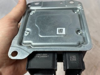 блок AirBag Tesla Model X 1 поколение 2017, 1036767-00-A