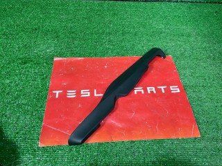 накладка на сиденье передняя правая Tesla Model X 1 поколение 2019, 1066617-00-A