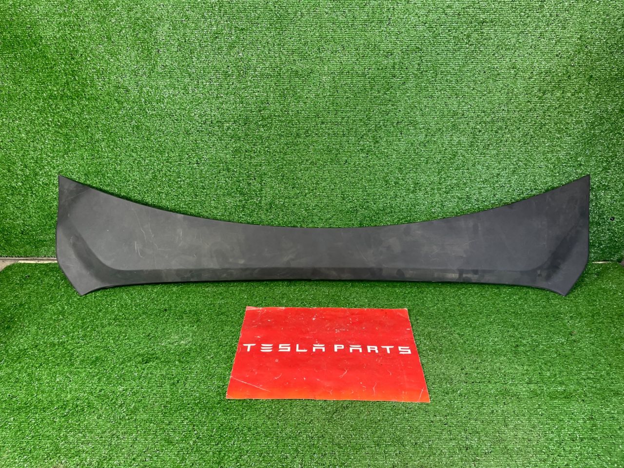 Пластик подкапотного пространства Tesla Model X 1 поколение 2019, 1036240-00-E, 1036241-00-F, 1616970-00-B - фото №1