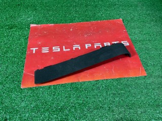 пластик Tesla Model X 1 поколение 2019, 105826539C