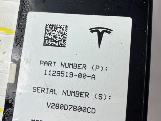 блок управления (другие) Tesla Model X 1 поколение 2020, 1129519-00-A