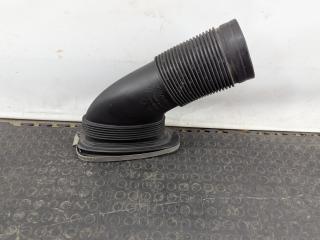 патрубок воздушного фильтра Porsche Panamera 970 2011, 4.8 л., M 48.40, бензин, АКПП, c9z (basaltschwarz), лифтбэк, полный привод, правый руль, 970110113, 97011011303