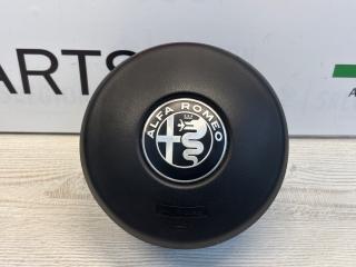подушка безопасности водителя Alfa Romeo Stelvio 1 поколение 949 2019, 2.0 л., бензин, АКПП, vesuvio gray metallic, внедорожник 5 дв., полный привод, правый руль, 156147609
