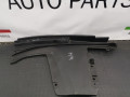планка под капот Maserati Levante 1 поколение [рестайлинг] M161 2023, 2.0 л., АКПП, внедорожник 5 дв., полный привод, правый руль, 670042319 - фото №5