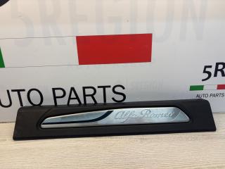 накладка на порог Alfa Romeo Giulia 2 поколение [рестайлинг] 952 2021, 2.9 л., бензин, АКПП, blue misano, седан, задний привод, правый руль, 156107575, 156107576, 156107577
