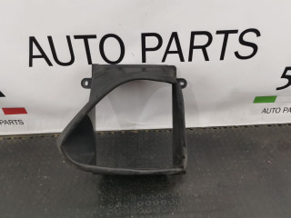 воздуховод (дефлектор) радиатора Maserati Levante 1 поколение [рестайлинг] M161 2023, 2.0 л., АКПП, внедорожник 5 дв., полный привод, правый руль, 670174980