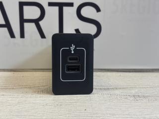 разъем AUX / USB Maserati Grecale 1 поколение M182 2023, 2.0 л., бензин, АКПП, внедорожник 5 дв., полный привод, правый руль, 534802870