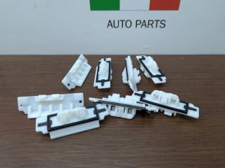 Кронштейн крепления порога Alfa Romeo Giulia 2 поколение [рестайлинг] 952 2022, 2.0 л., бензин, АКПП, седан, 68364935AA, 6000626239