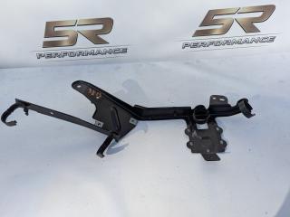 крепление ( кронштейн ) крыла Porsche Panamera 970 [рестайлинг] 970 2014, 4.8 л., MCX.PA, бензин, робот, c9a (белый), хетчбэк 5 дв., полный привод, 970610201